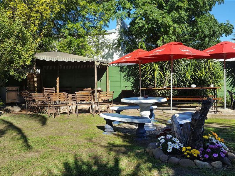 Stumble Inn Backpackers Stellenbosch Dış mekan fotoğraf